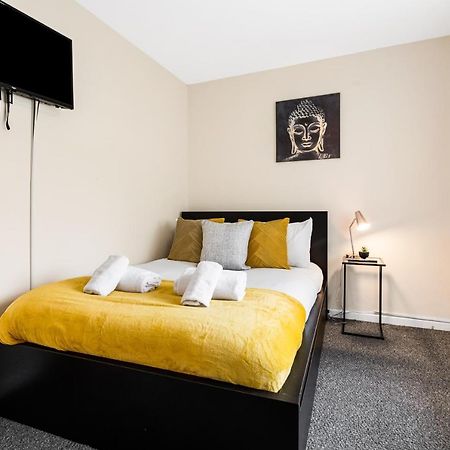 Off Road Parking, Garden, Tv'S In Bedrooms Morriston Екстериор снимка